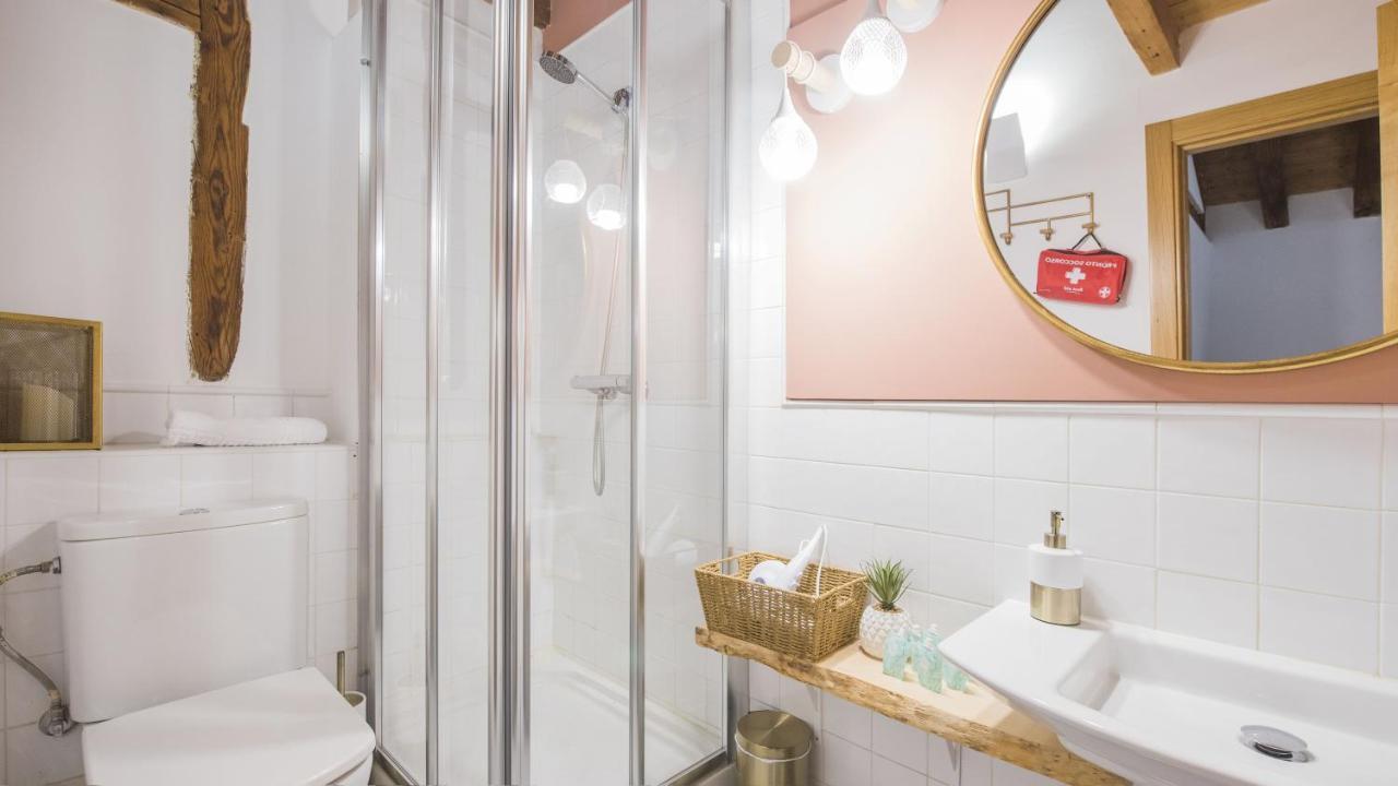 Madera Y Piedra - Apartamentos Aloha トレド エクステリア 写真